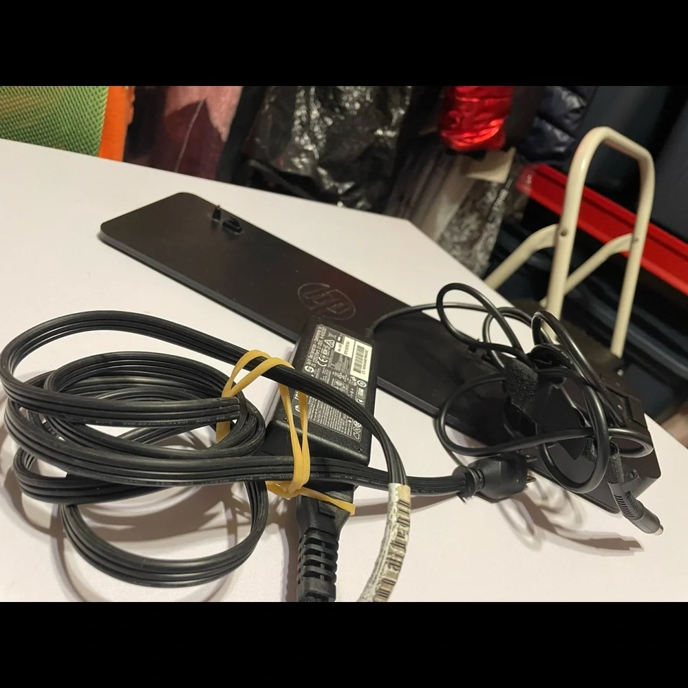 HP UltraSlim Black Docking Station for Laptops